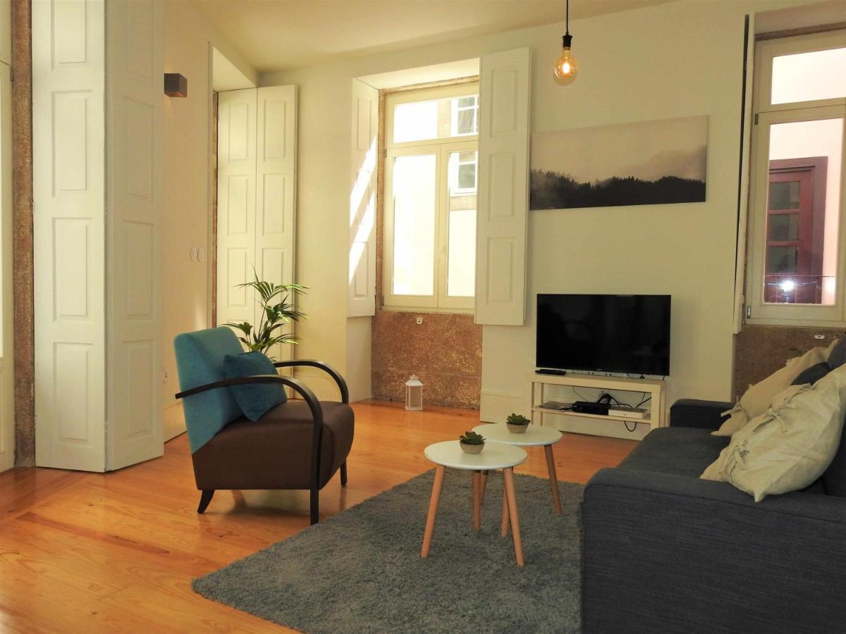 Oporto Delight 1 Luxury Apartment In Historic Center With Balcony Max 4 P Bagian luar foto