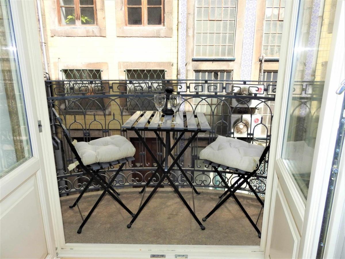 Oporto Delight 1 Luxury Apartment In Historic Center With Balcony Max 4 P Bagian luar foto