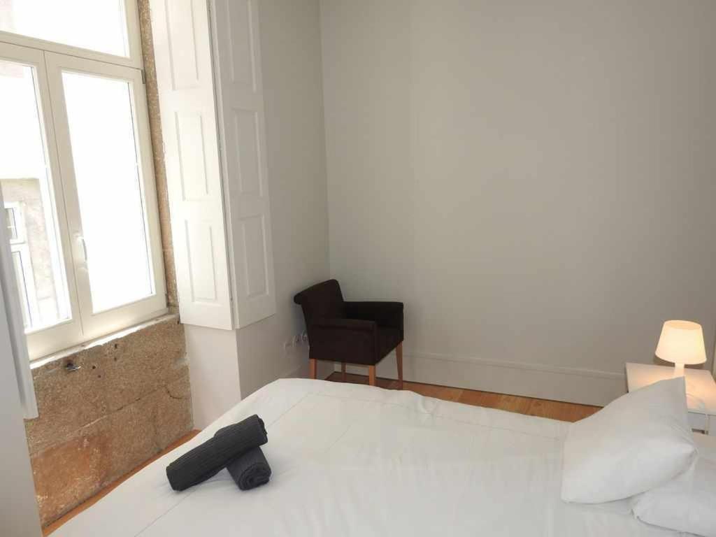 Oporto Delight 1 Luxury Apartment In Historic Center With Balcony Max 4 P Bagian luar foto