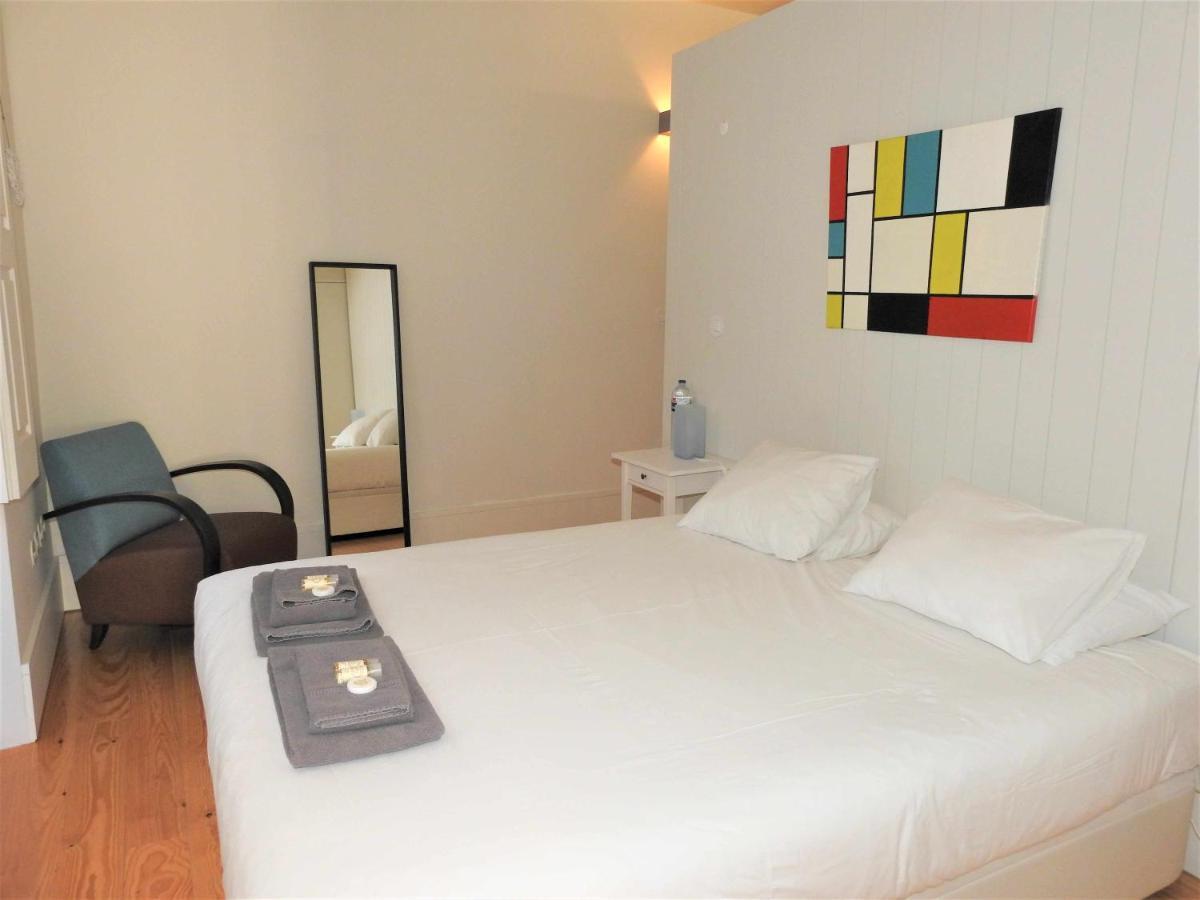 Oporto Delight 1 Luxury Apartment In Historic Center With Balcony Max 4 P Bagian luar foto