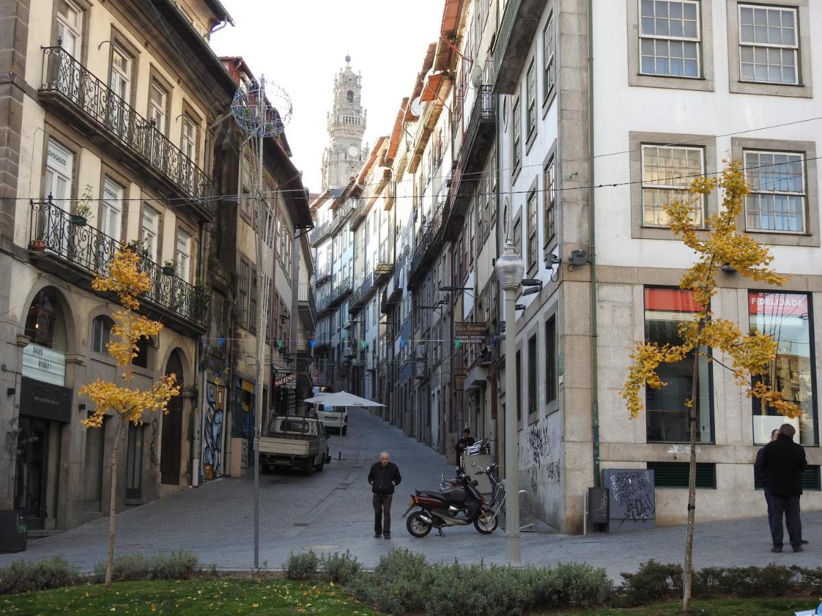 Oporto Delight 1 Luxury Apartment In Historic Center With Balcony Max 4 P Bagian luar foto