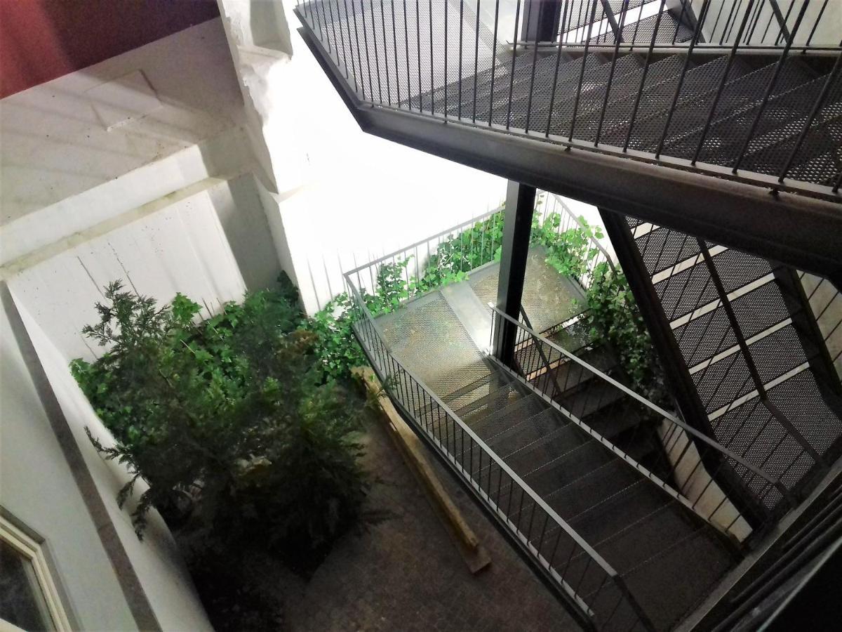 Oporto Delight 1 Luxury Apartment In Historic Center With Balcony Max 4 P Bagian luar foto